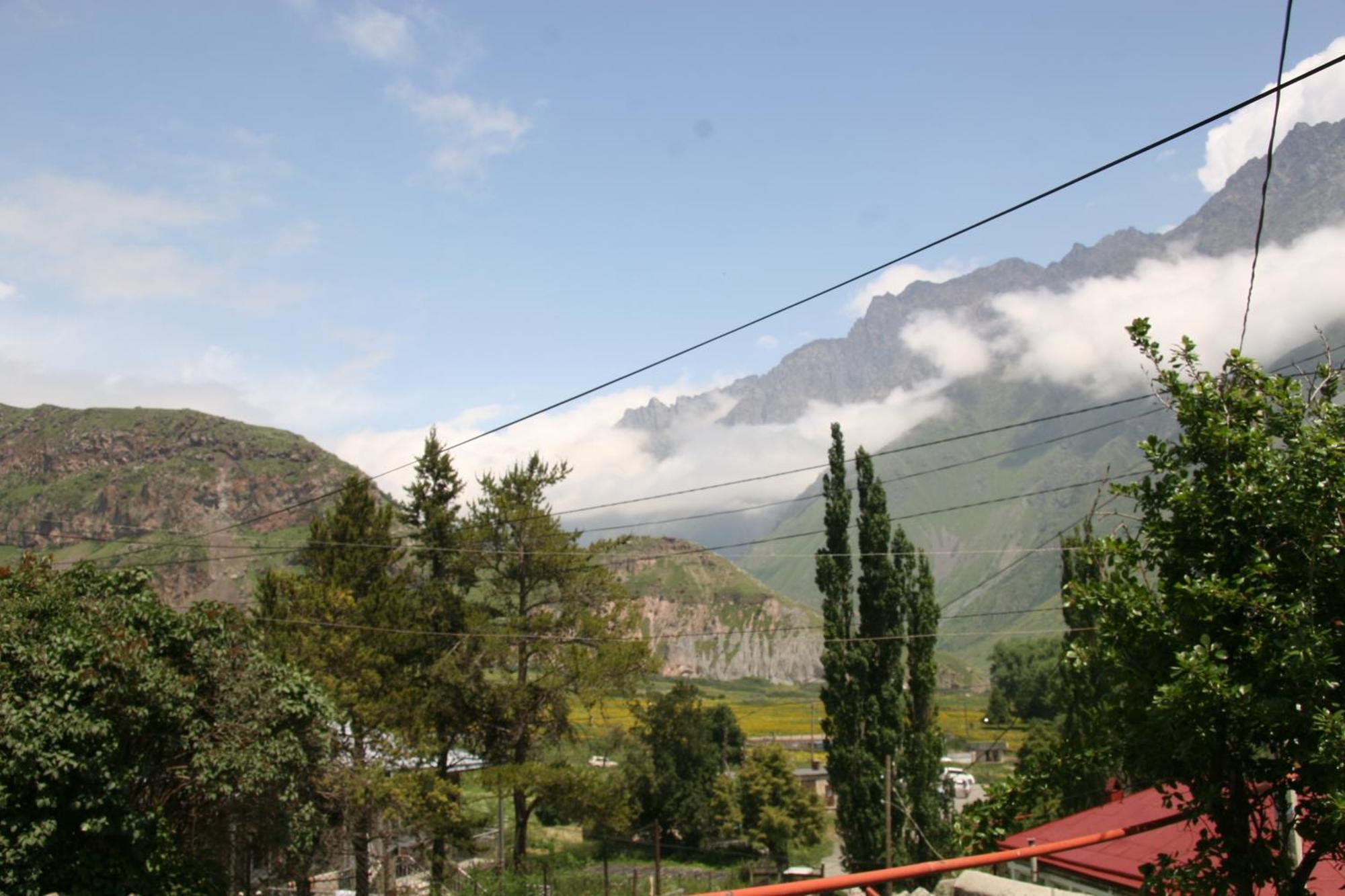 Guest House Sabauri Kazbegi Εξωτερικό φωτογραφία