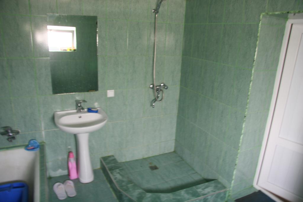 Guest House Sabauri Kazbegi Εξωτερικό φωτογραφία